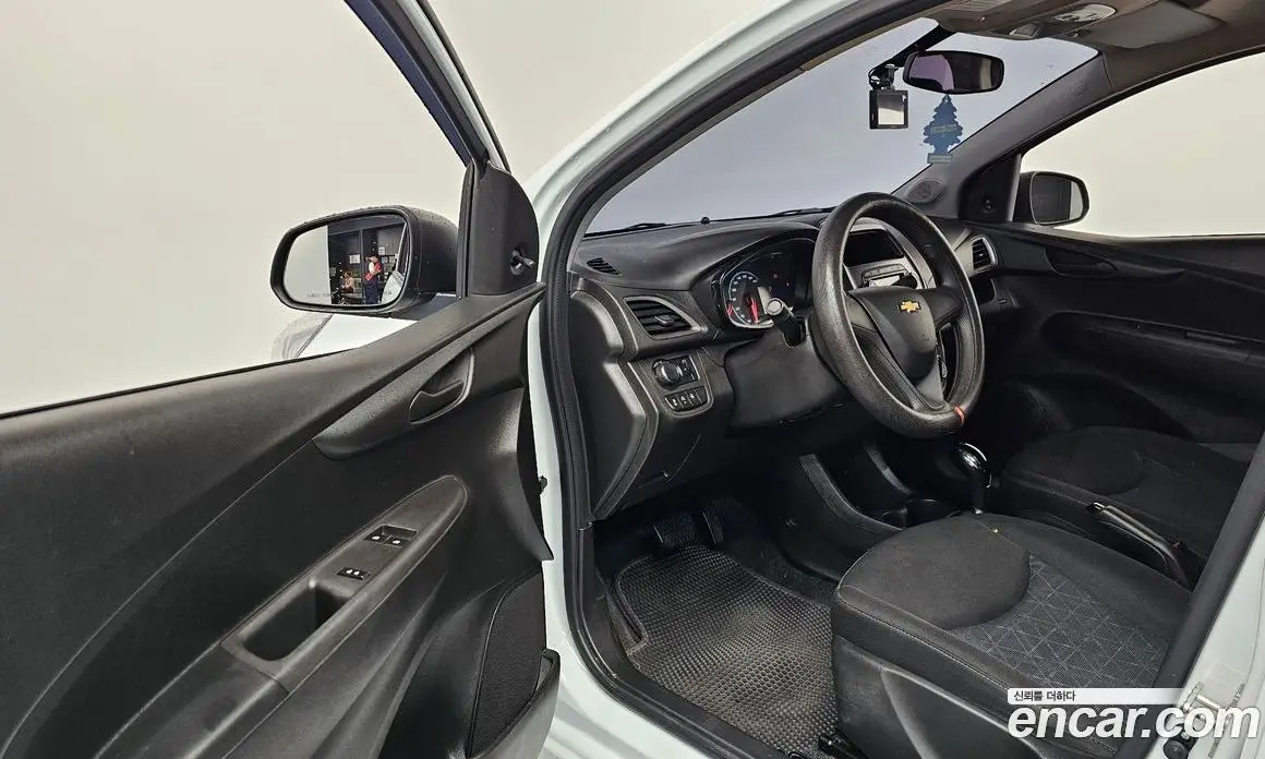 Chevrolet Spark 2019 1.0 автомат (гидро), фото 13