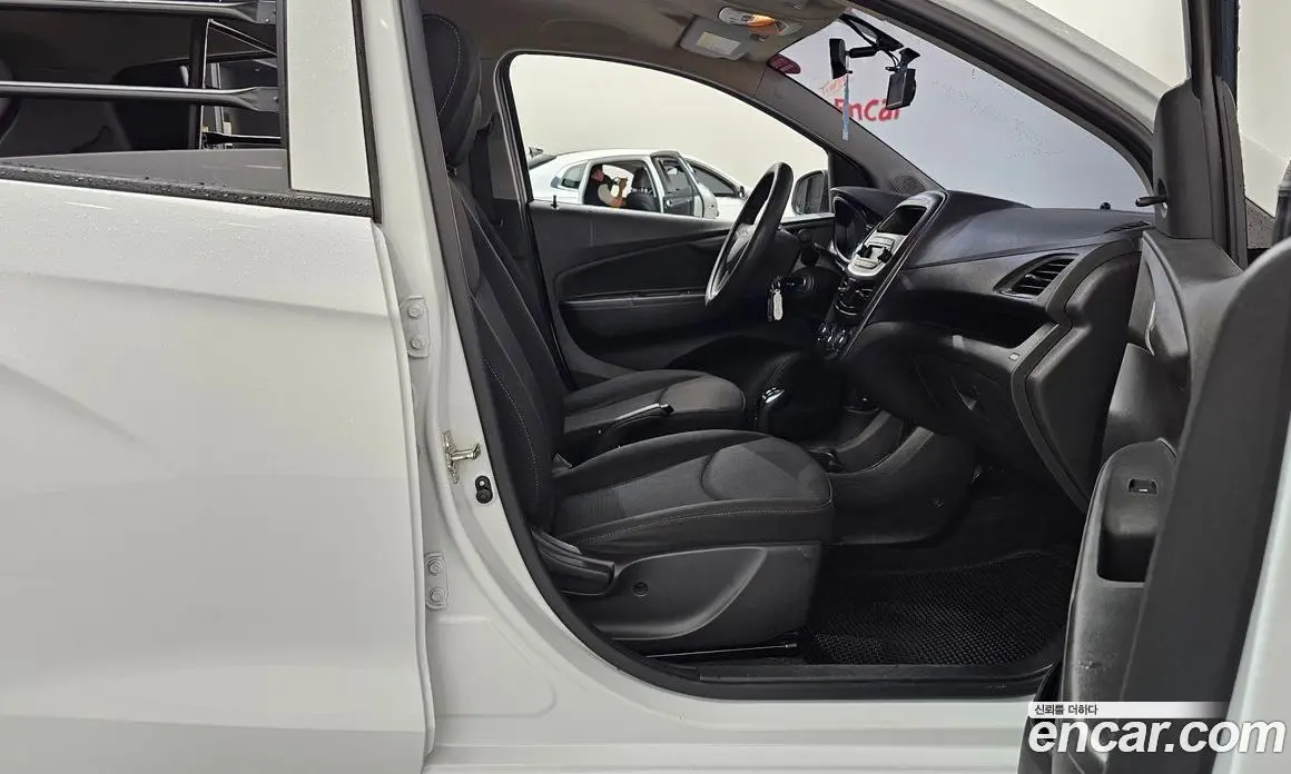 Chevrolet Spark 2019 1.0 автомат (гидро), фото 16