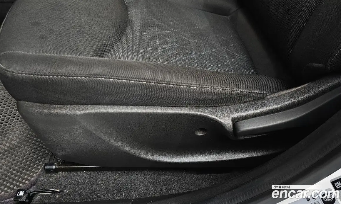 Chevrolet Spark 2019 1.0 автомат (гидро), фото 30