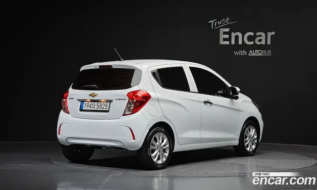 Chevrolet Spark 2022 1.0 автомат (гидро), миниатюра 2