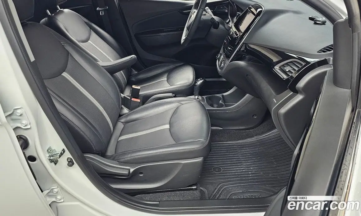Chevrolet Spark 2022 1.0 автомат (гидро), фото 16