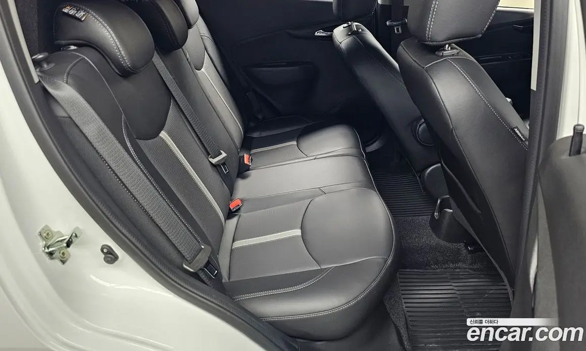Chevrolet Spark 2022 1.0 автомат (гидро), фото 18