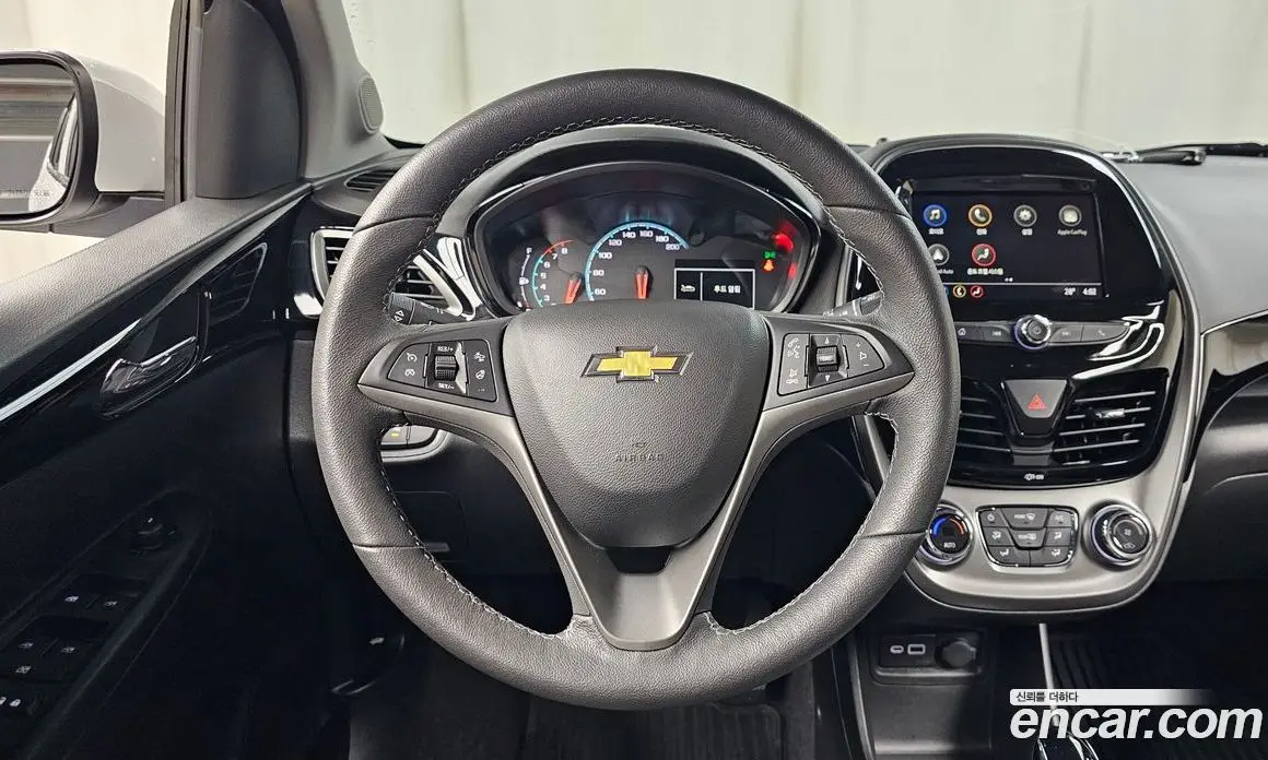 Chevrolet Spark 2022 1.0 автомат (гидро), фото 23