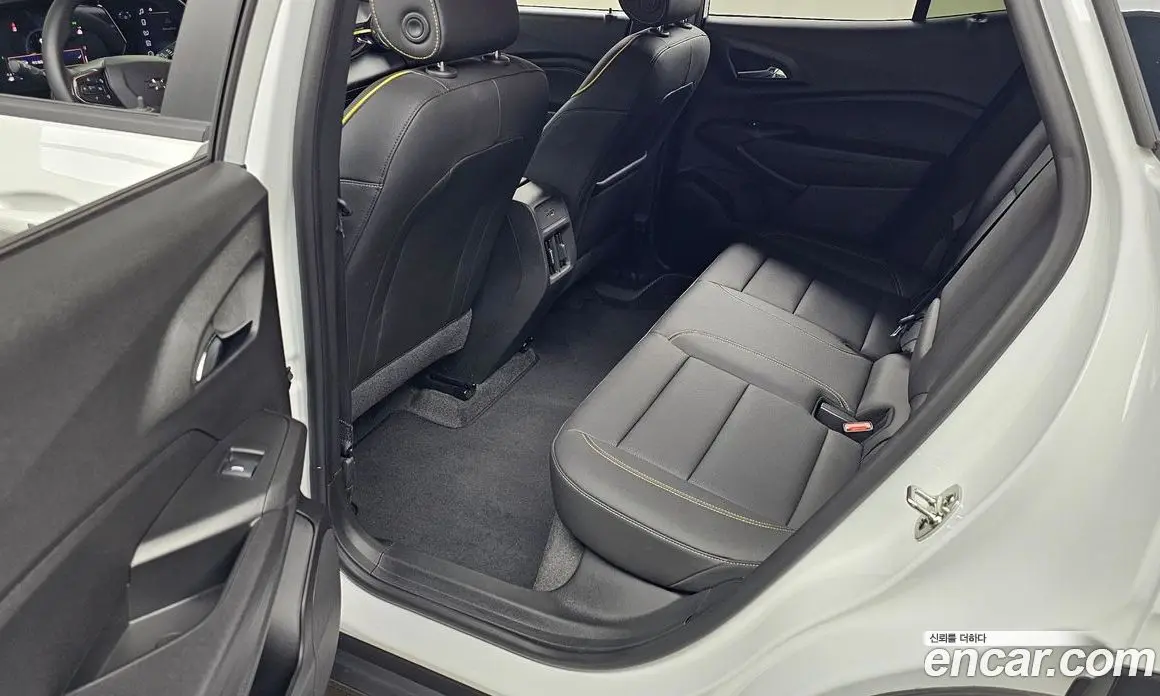 Chevrolet Trax 2026 1.2 автомат (гидро), фото 17