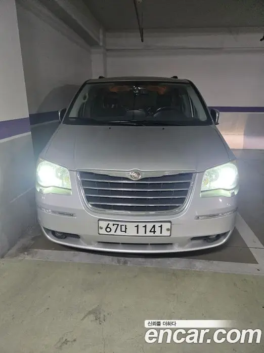 Chrysler Grand Voyager 2009 3.8 автомат (гидро), фото 3