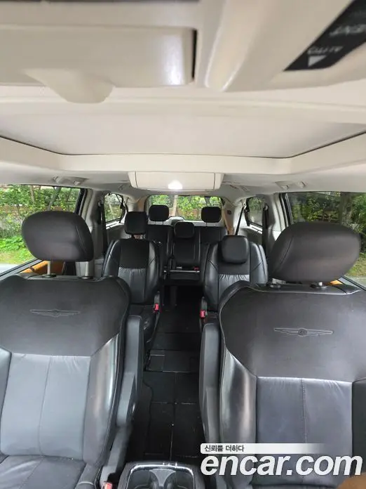 Chrysler Grand Voyager 2009 3.8 автомат (гидро), миниатюра 5