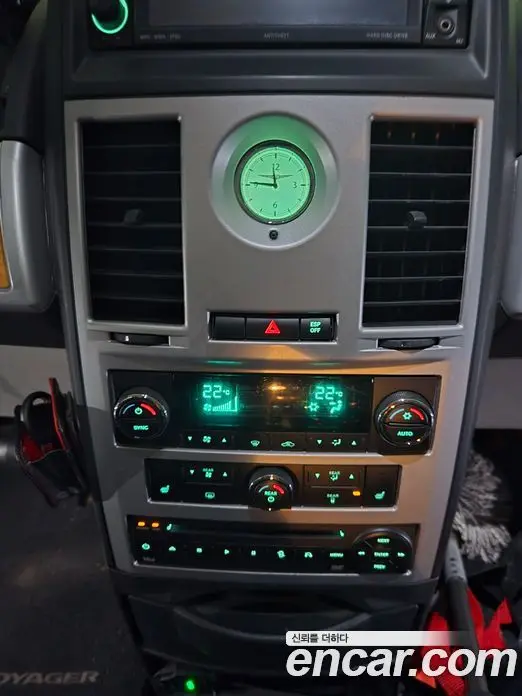 Chrysler Grand Voyager 2009 3.8 автомат (гидро), фото 8