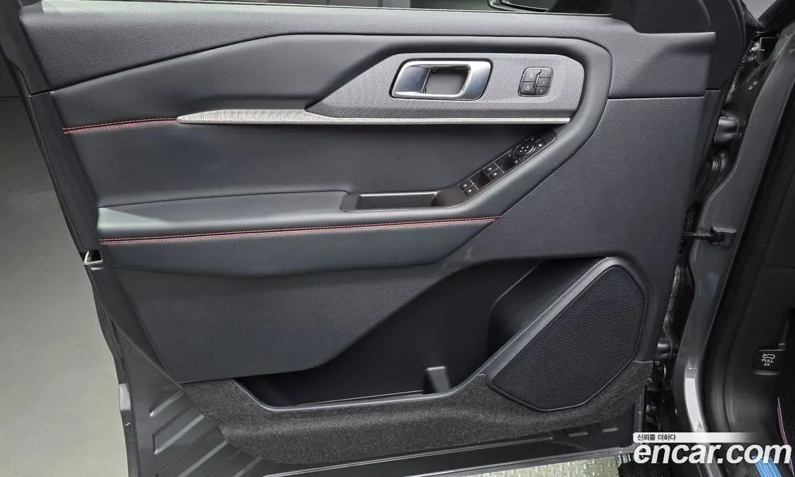 Ford Explorer 2025 2.3 автомат (гидро), фото 13