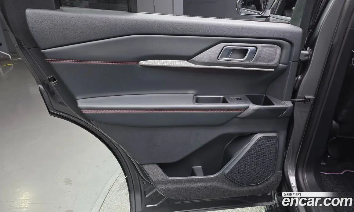Ford Explorer 2025 2.3 автомат (гидро), фото 14