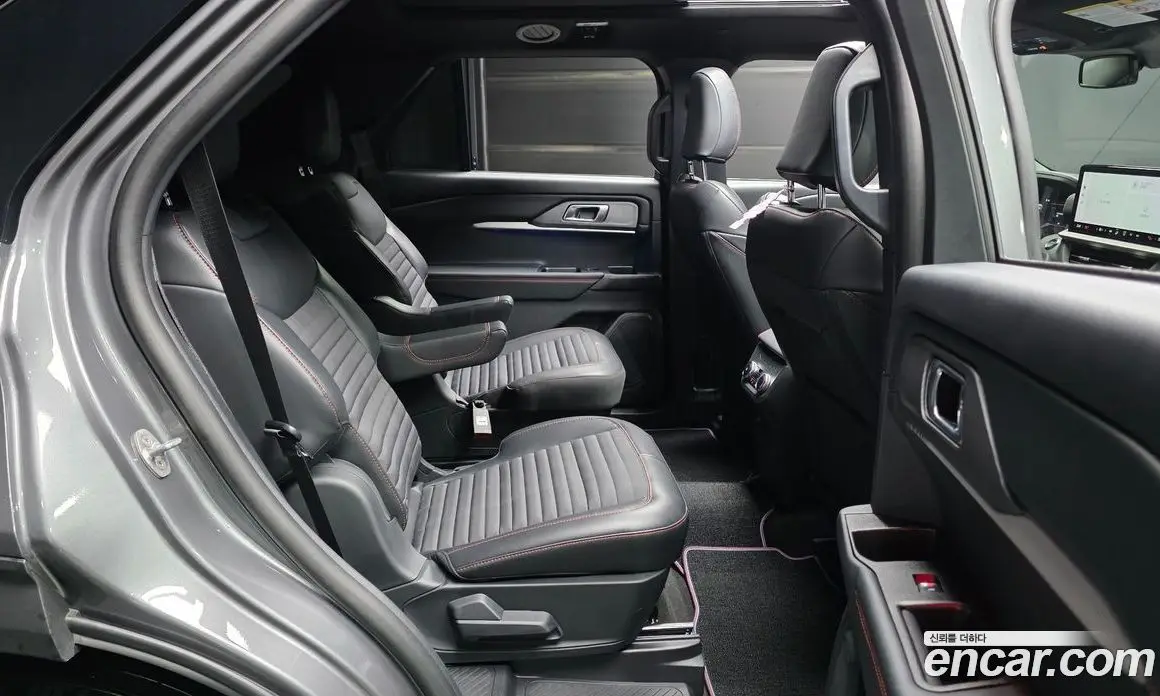 Ford Explorer 2025 2.3 автомат (гидро), фото 17