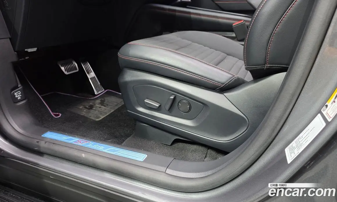 Ford Explorer 2025 2.3 автомат (гидро), фото 31