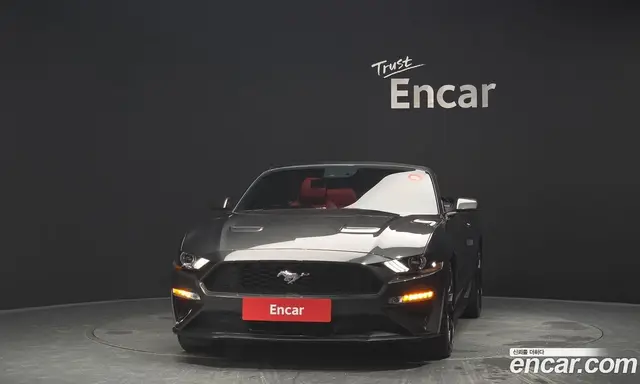 Ford Mustang 2019 2.3 автомат (гидро), миниатюра 3