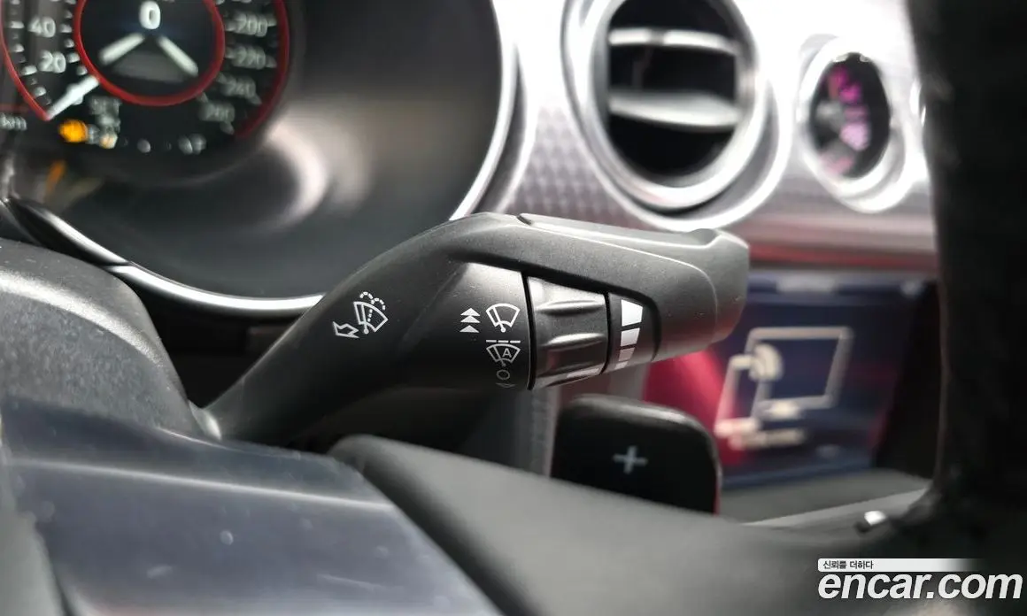 Ford Mustang 2019 2.3 автомат (гидро), фото 36