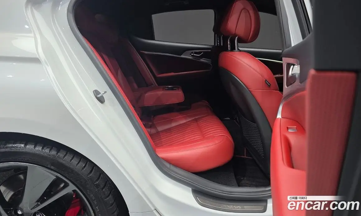 Genesis G70 2021 2.0 автомат (гидро), фото 17