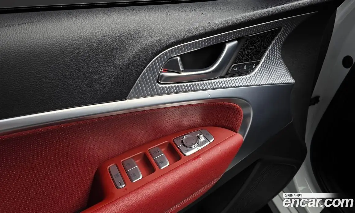 Genesis G70 2021 2.0 автомат (гидро), фото 23