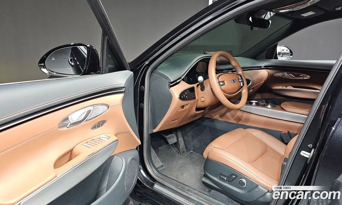 Genesis GV70 2021 2.5 автомат (гидро), фото 13