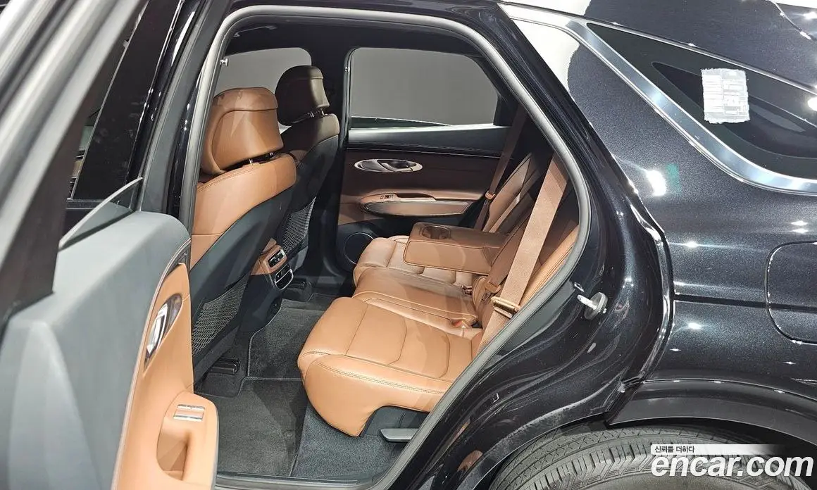 Genesis GV70 2021 2.5 автомат (гидро), фото 18