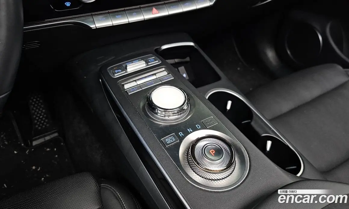 Genesis GV70 2022 2.5 автомат (гидро), фото 11