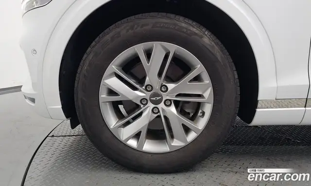 Genesis GV70 2022 2.5 автомат (гидро), миниатюра 4