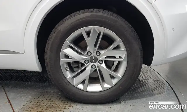 Genesis GV70 2022 2.5 автомат (гидро), миниатюра 6