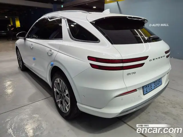 Genesis GV70 2022 0.1 автомат (гидро), миниатюра 4