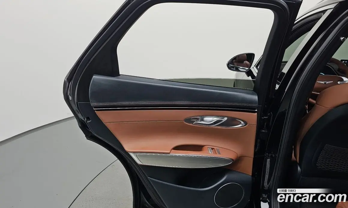 Genesis GV70 2023 2.5 автомат (гидро), фото 14