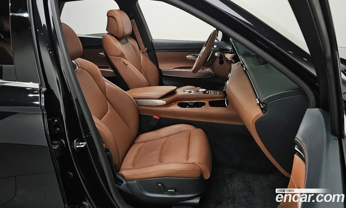 Genesis GV70 2023 2.5 автомат (гидро), фото 15