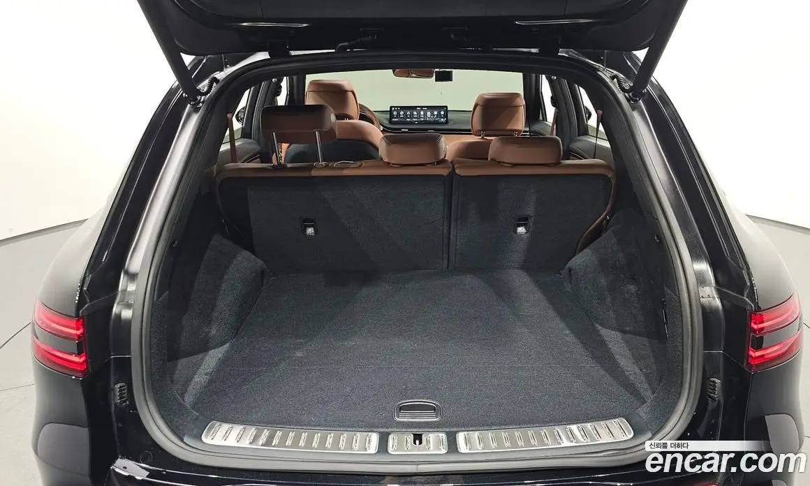 Genesis GV70 2023 2.5 автомат (гидро), фото 25