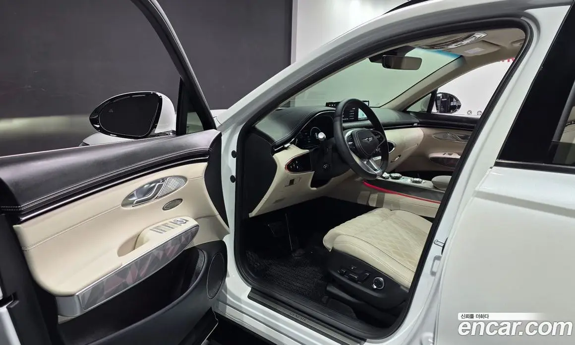 Genesis GV70 2023 2.5 автомат (гидро), фото 13