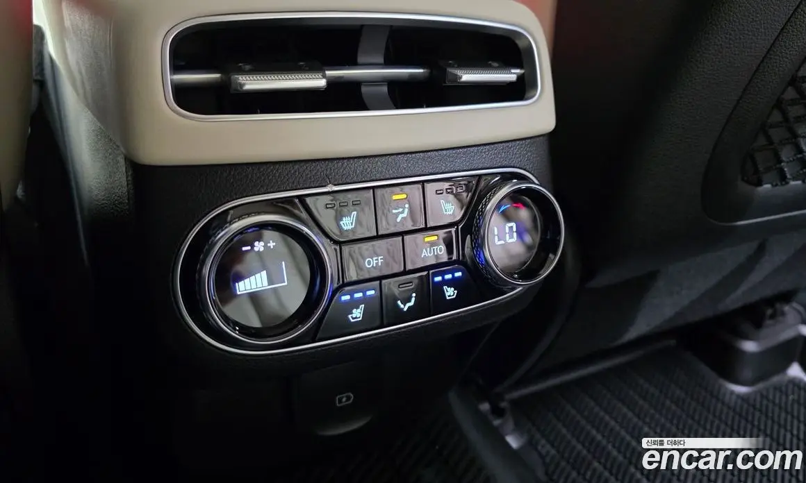 Genesis GV70 2023 2.5 автомат (гидро), фото 27