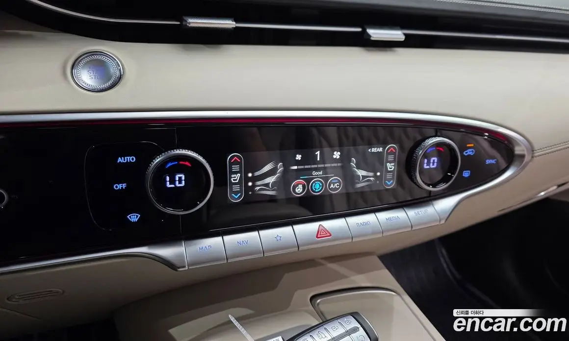 Genesis GV70 2023 2.5 автомат (гидро), фото 30