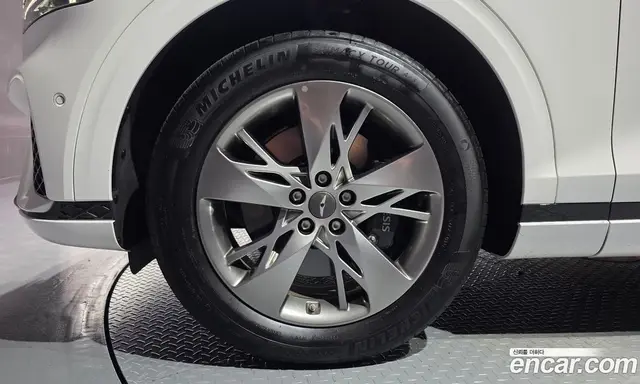 Genesis GV70 2023 2.5 автомат (гидро), миниатюра 5
