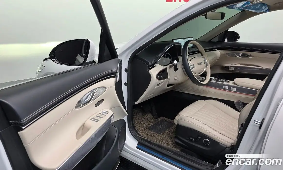 Genesis GV70 2023 2.5 автомат (гидро), фото 13