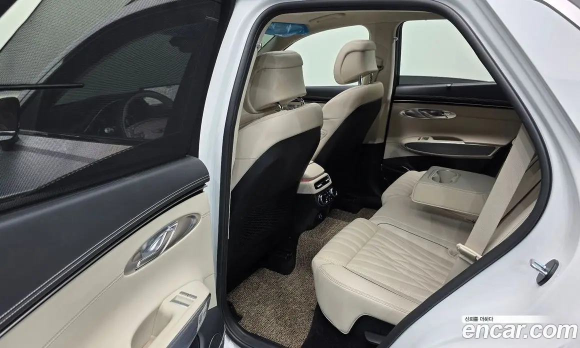 Genesis GV70 2023 2.5 автомат (гидро), фото 18