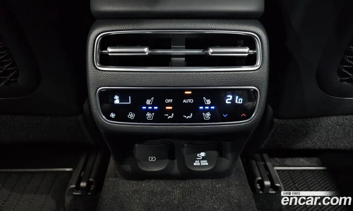 Genesis GV70 2025 2.5 автомат (гидро), фото 33
