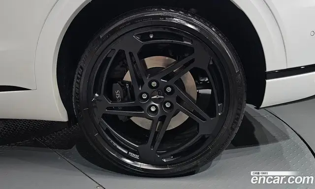 Genesis GV70 2025 2.5 автомат (гидро), миниатюра 6