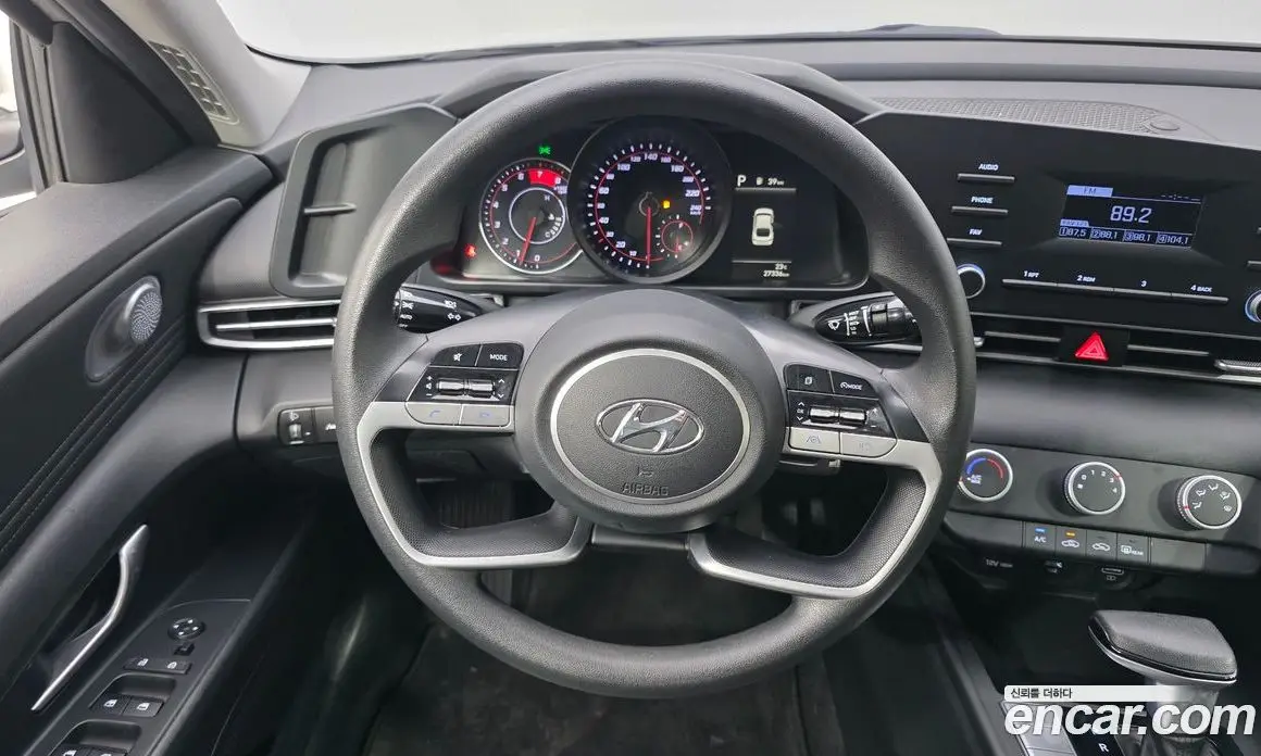 Hyundai Avante 2020 1.6 автомат (гидро), фото 14
