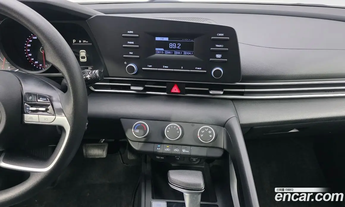 Hyundai Avante 2020 1.6 автомат (гидро), фото 15