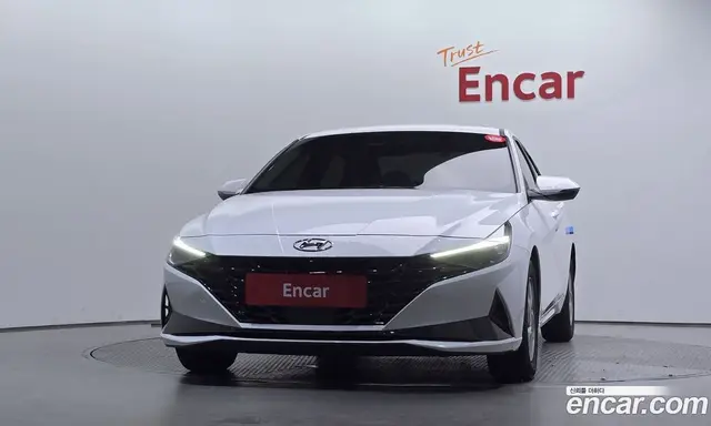 Hyundai Avante 2021 1.6 автомат (гидро), миниатюра 3