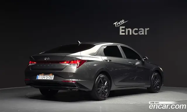 Hyundai Avante 2022 1.6 автомат (гидро), миниатюра 2
