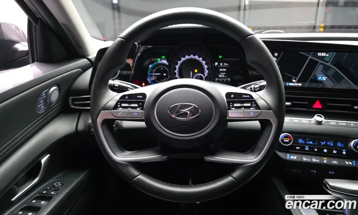 Hyundai Avante 2022 1.6 автомат (гидро), фото 19