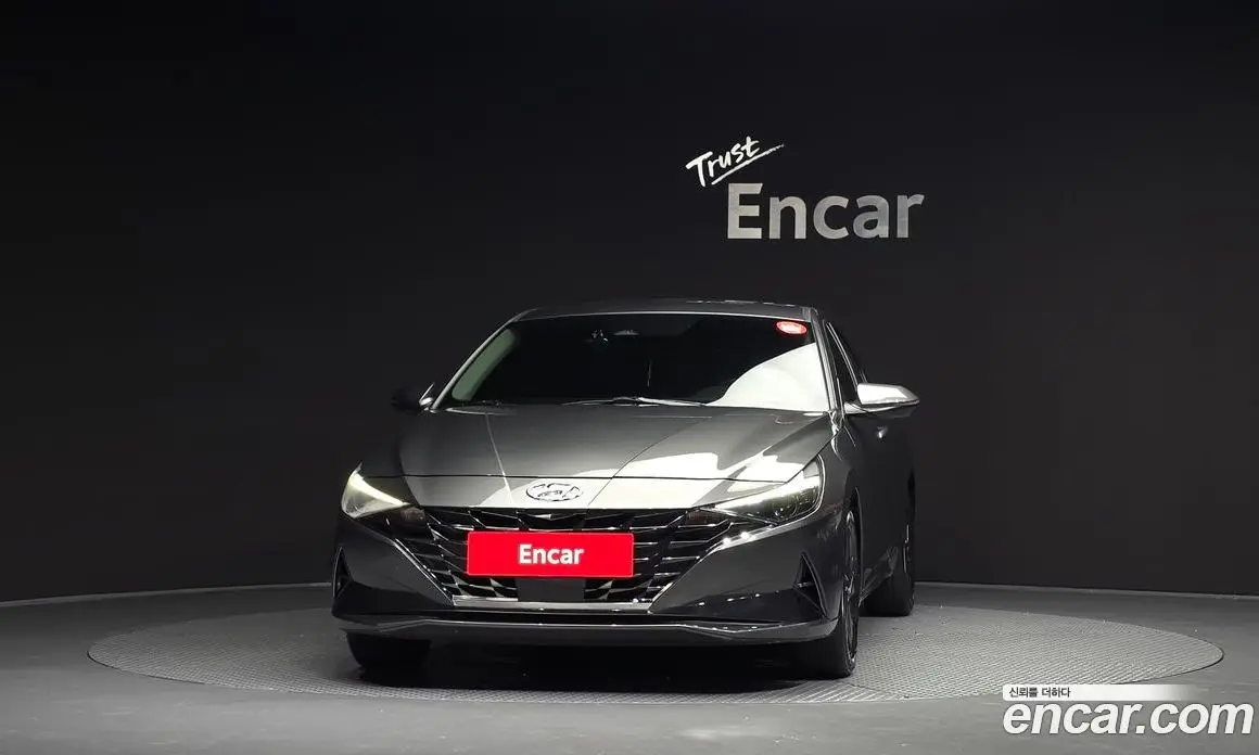 Hyundai Avante 2022 1.6 автомат (гидро), фото 3