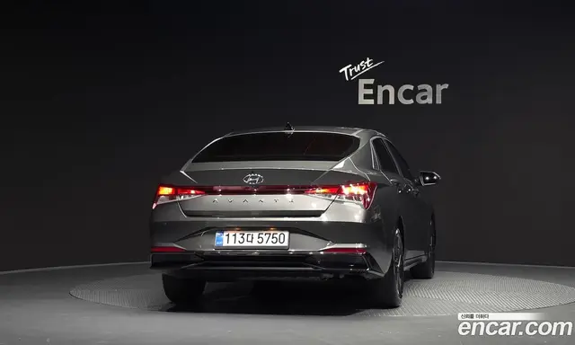 Hyundai Avante 2022 1.6 автомат (гидро), миниатюра 4