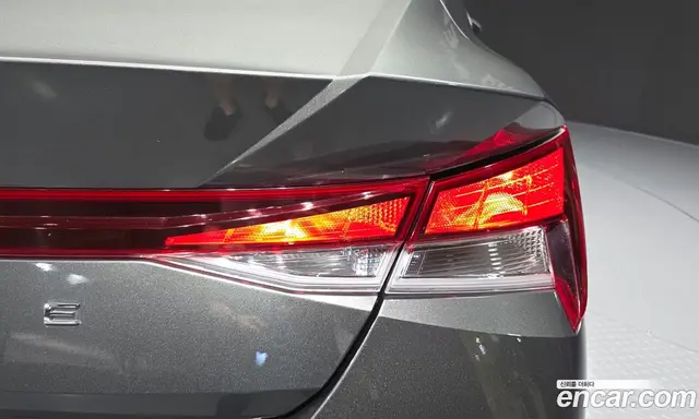 Hyundai Avante 2022 1.6 автомат (гидро), миниатюра 9