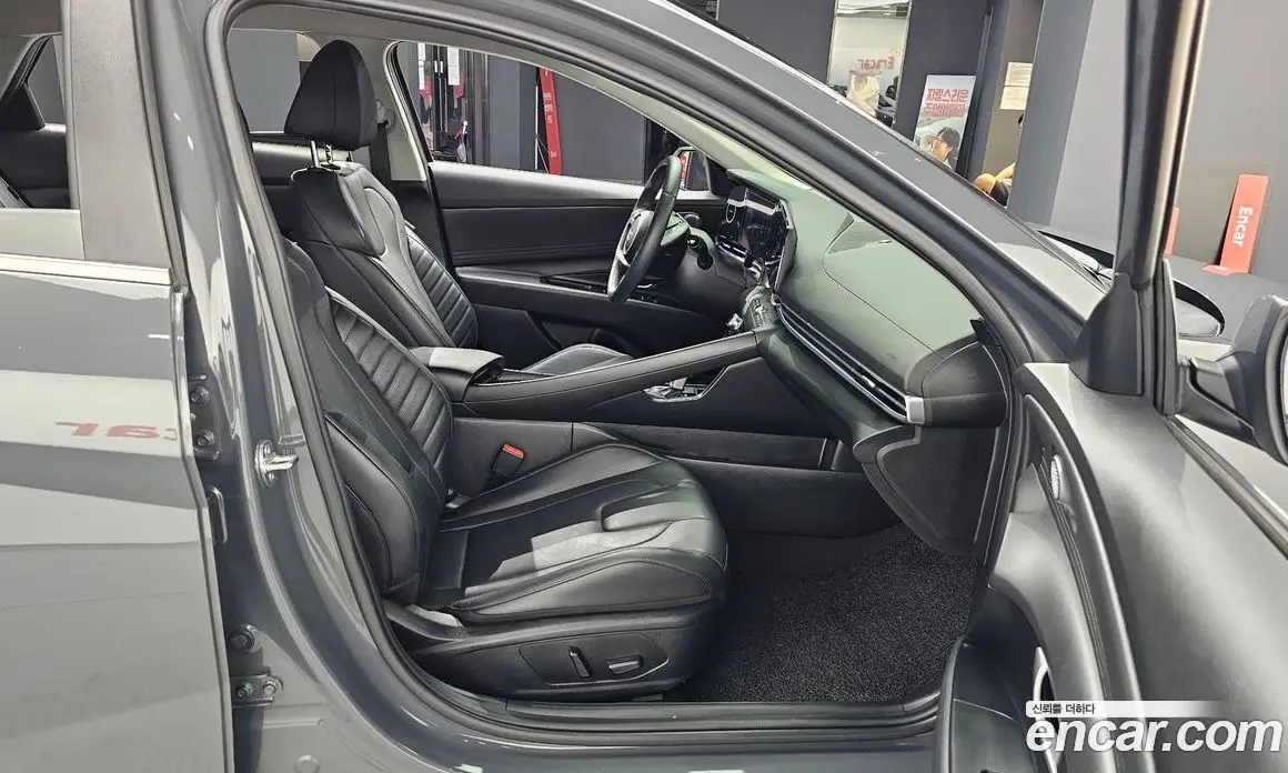 Hyundai Avante 2024 1.6 автомат (гидро), фото 16