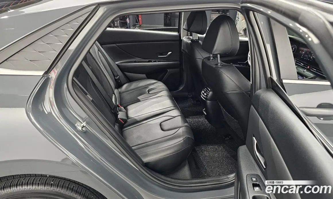 Hyundai Avante 2024 1.6 автомат (гидро), фото 18