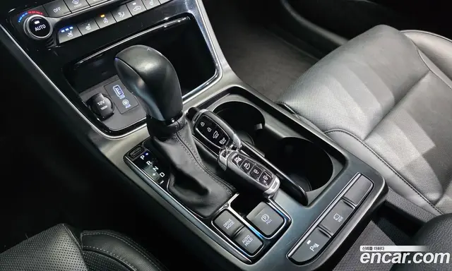 Hyundai Grandeur 2018 2.4 автомат (гидро), миниатюра 12