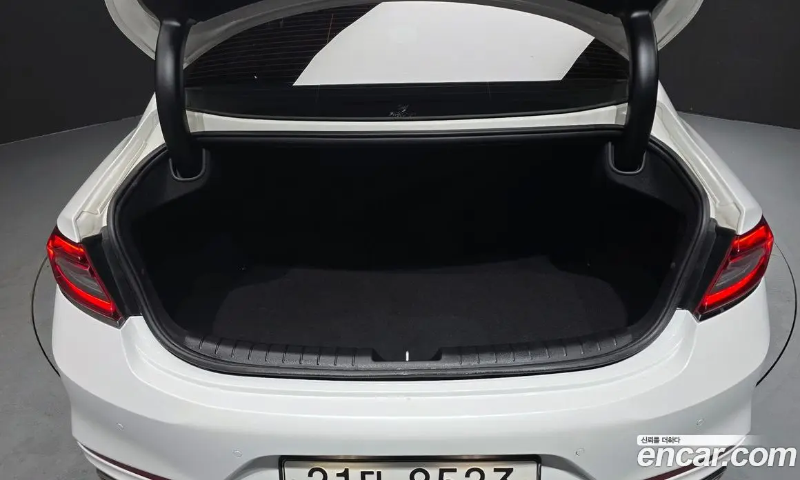 Hyundai Grandeur 2018 2.4 автомат (гидро), фото 22