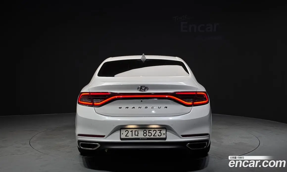 Hyundai Grandeur 2018 2.4 автомат (гидро), фото 4