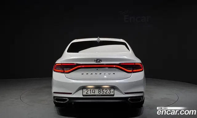 Hyundai Grandeur 2018 2.4 автомат (гидро), миниатюра 4